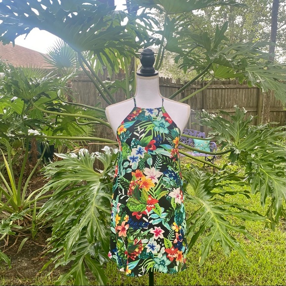 Show Me Your MuMu tropical floral print halter top - Picture 10 of 16